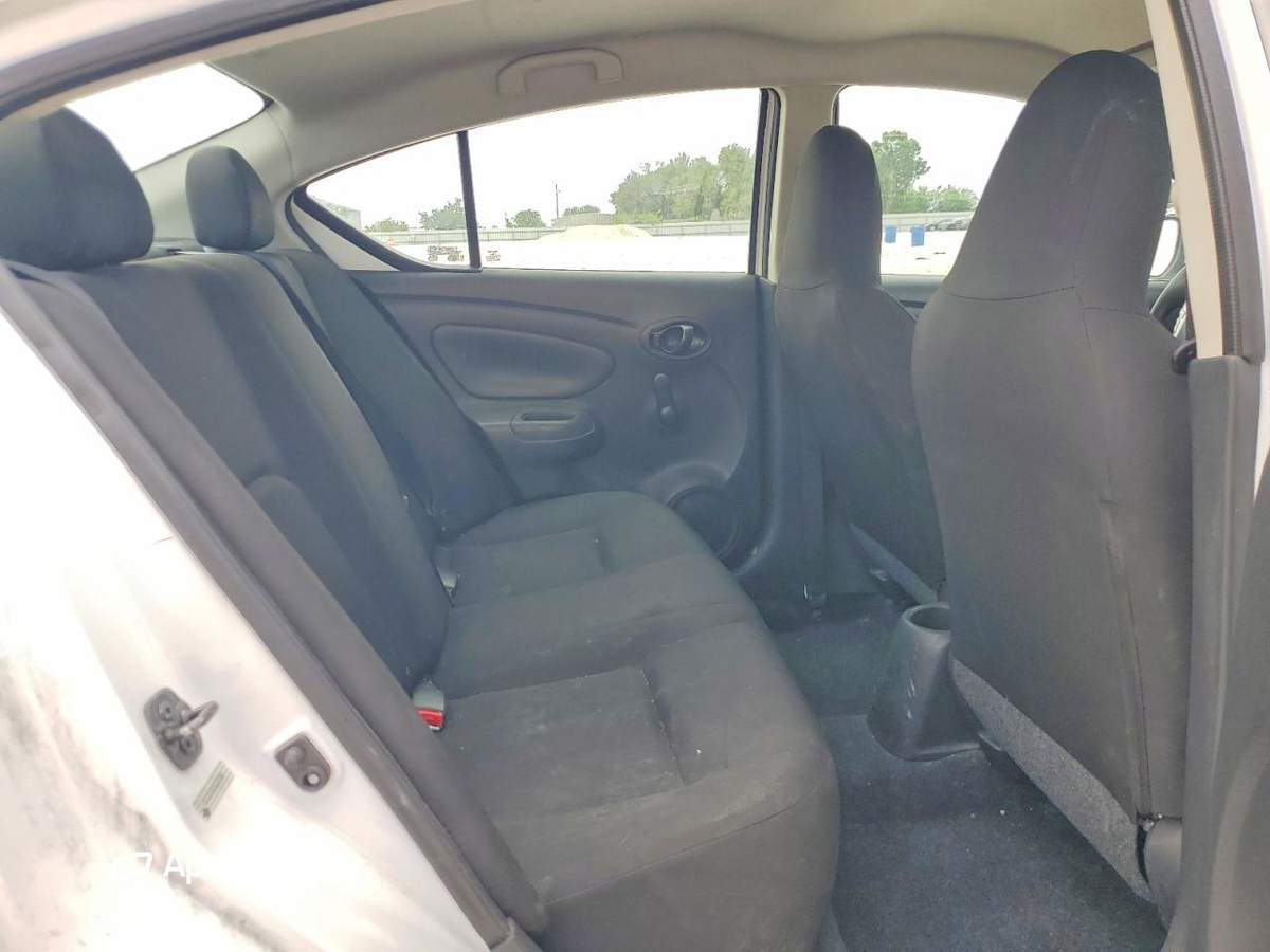 Nissan Versa 2017