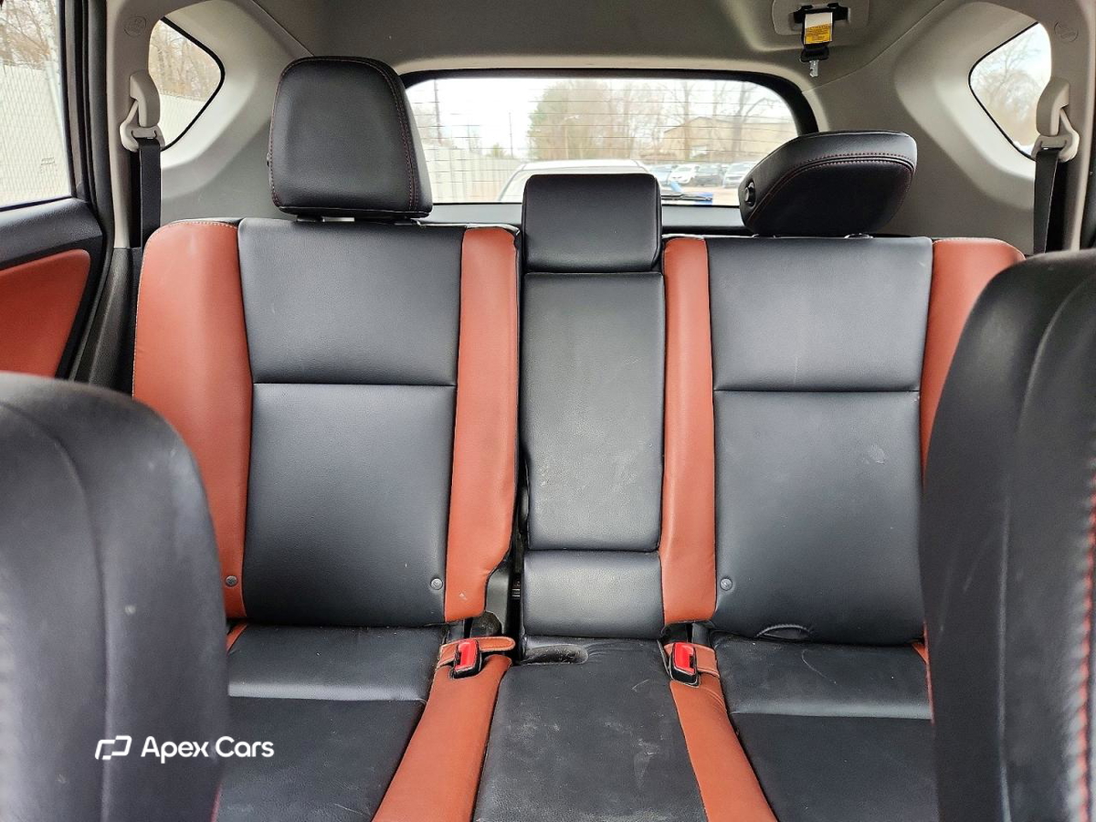 Toyota RAV 4 2015