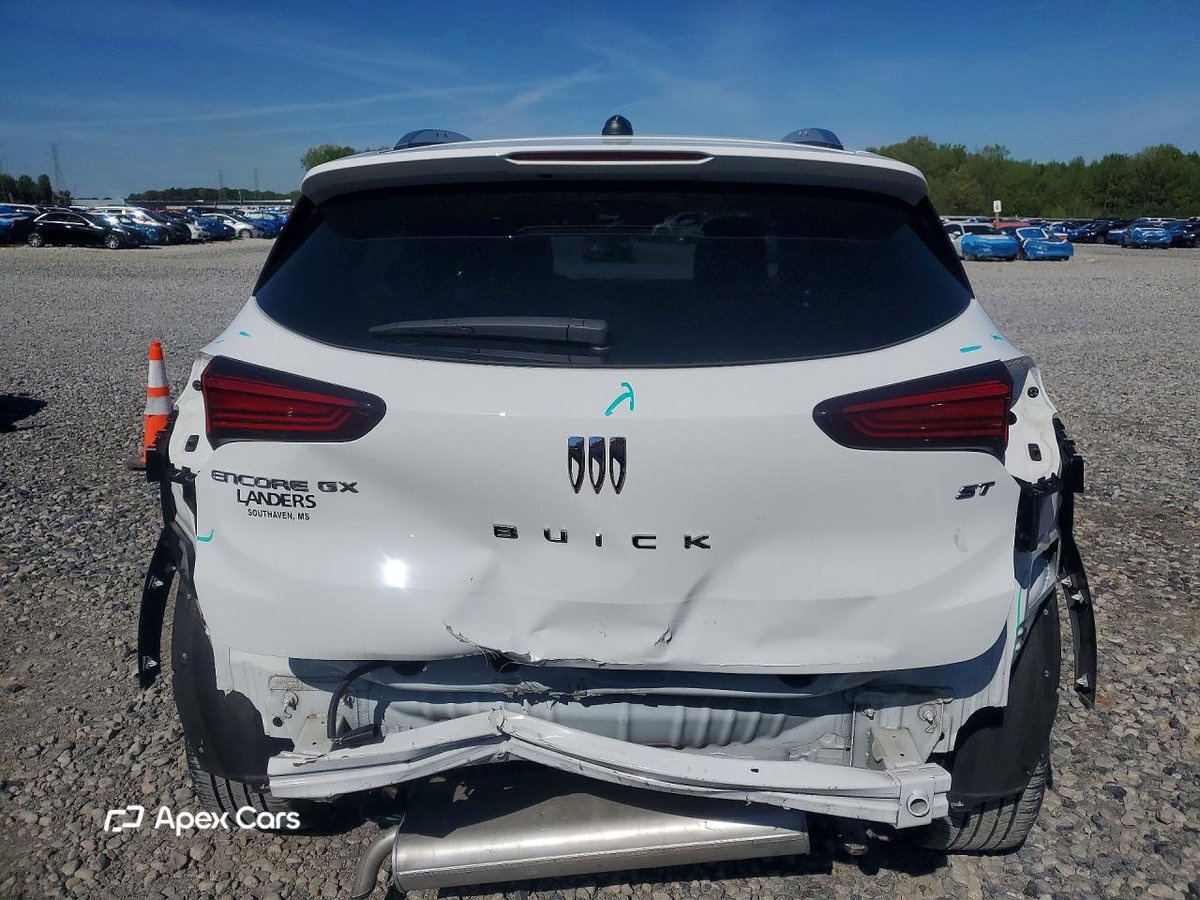 Buick Encore 2024
