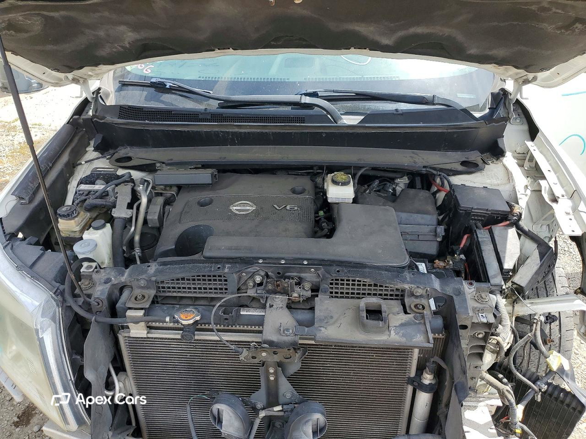Nissan Pathfinder 2014