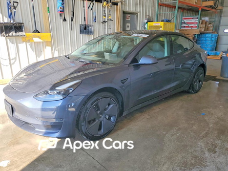 Tesla Model 3 2022 - Image 1 of 12