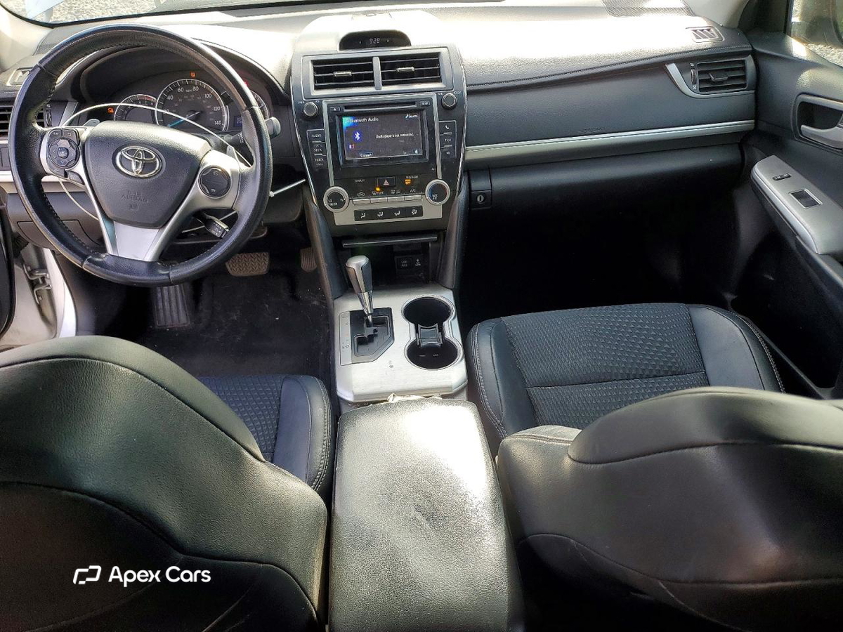 Toyota Camry 2012