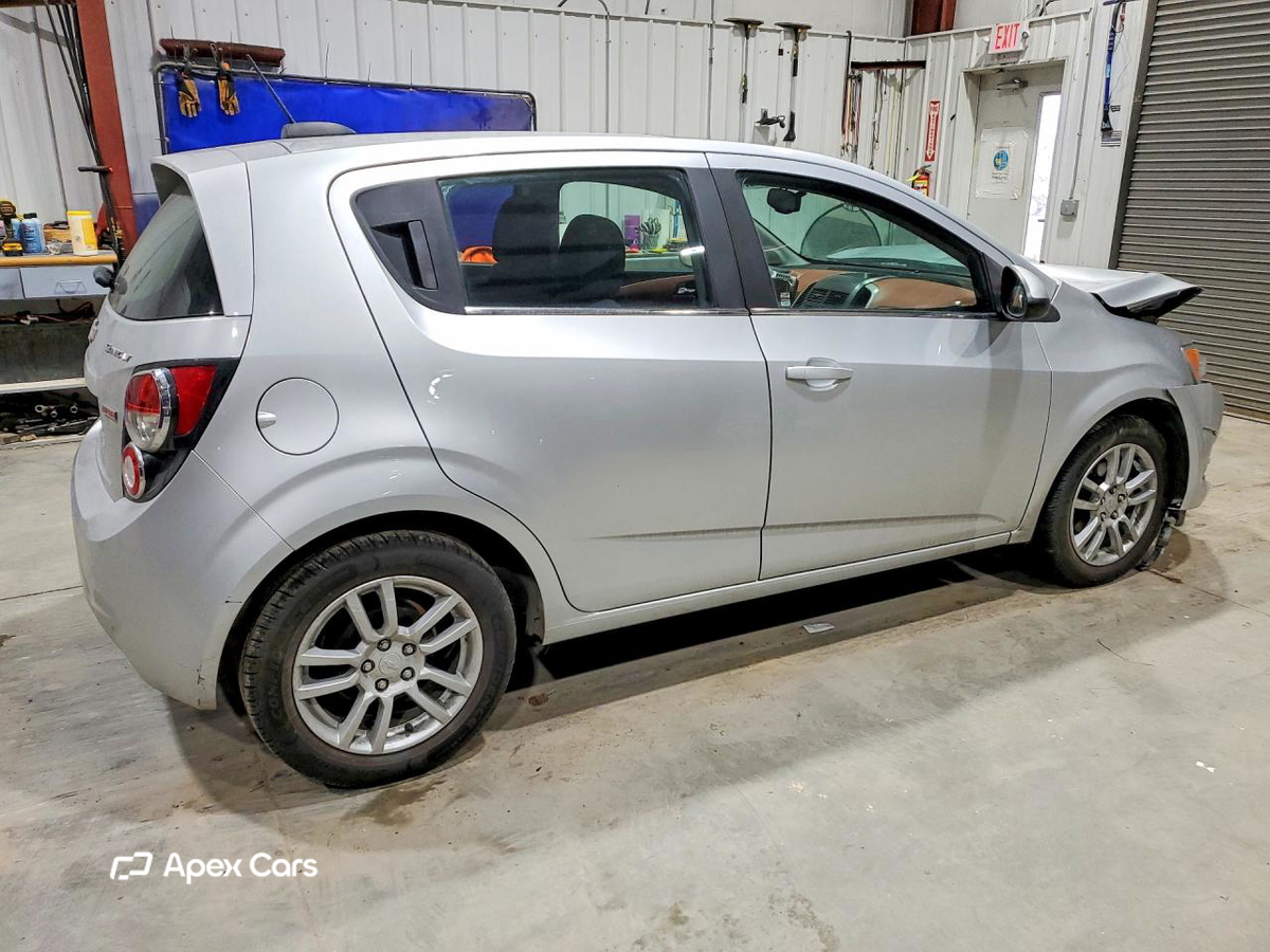 Chevrolet Sonic 2015