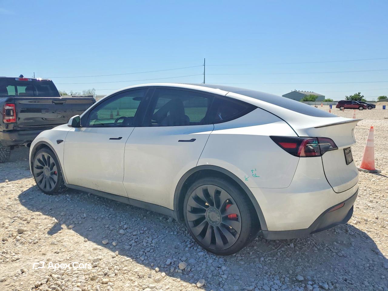 Tesla Model Y 2024