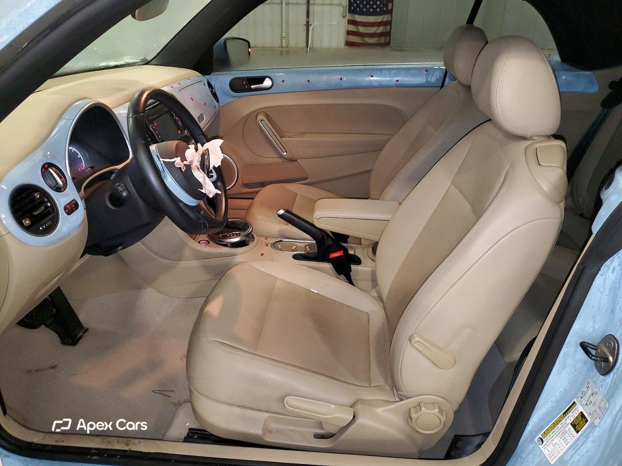 Volkswagen Beetle 2014