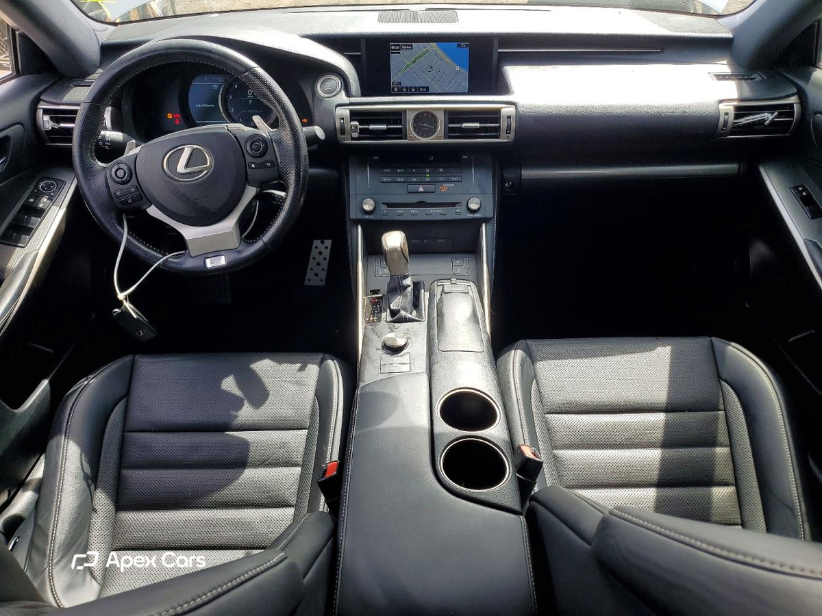 Lexus IS 2016
