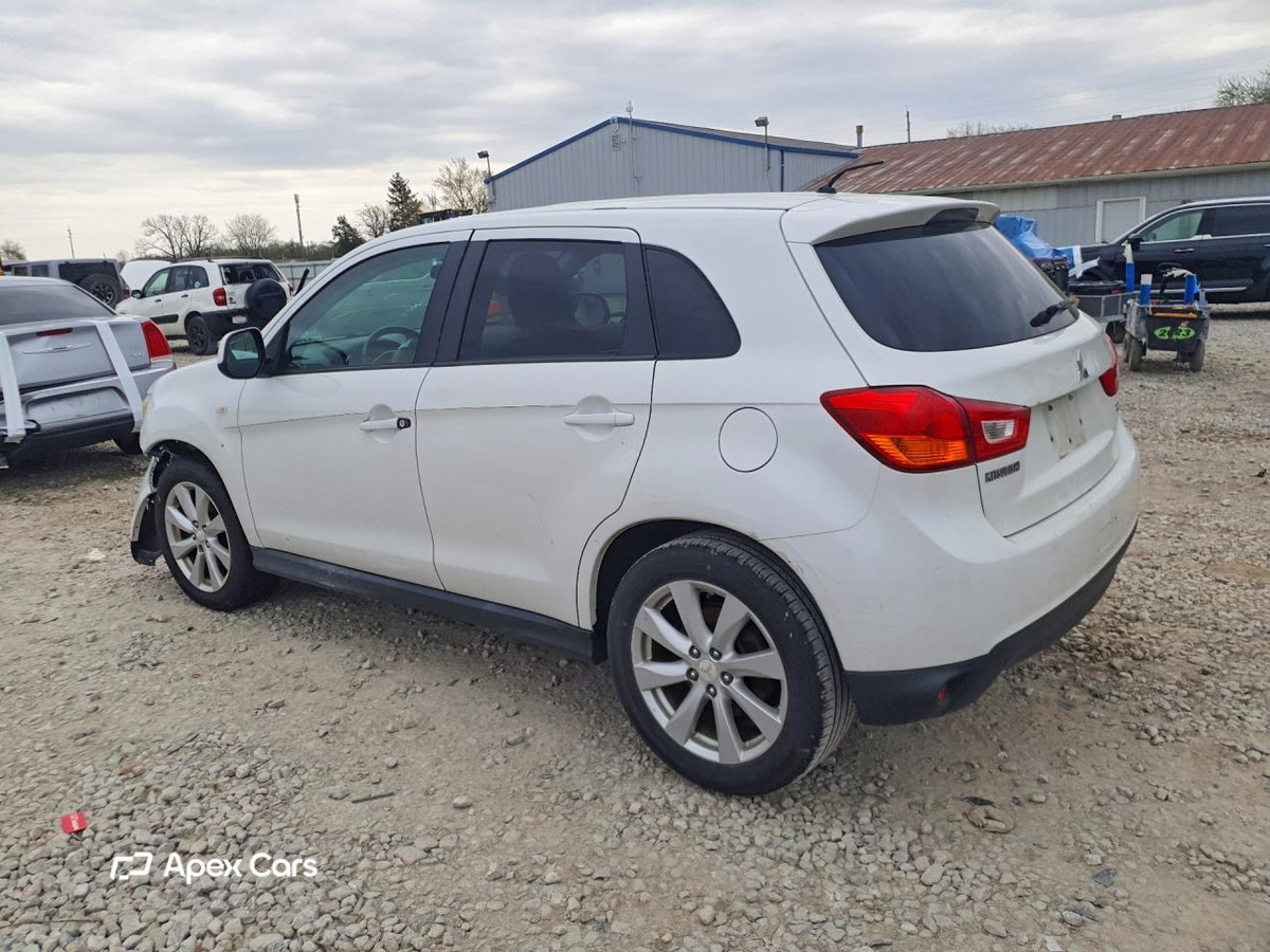 Mitsubishi Outlander 2013