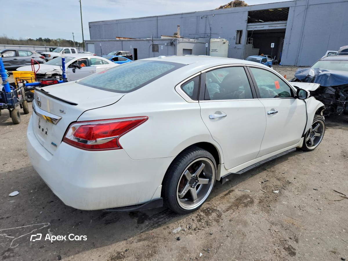 Nissan Altima 2013