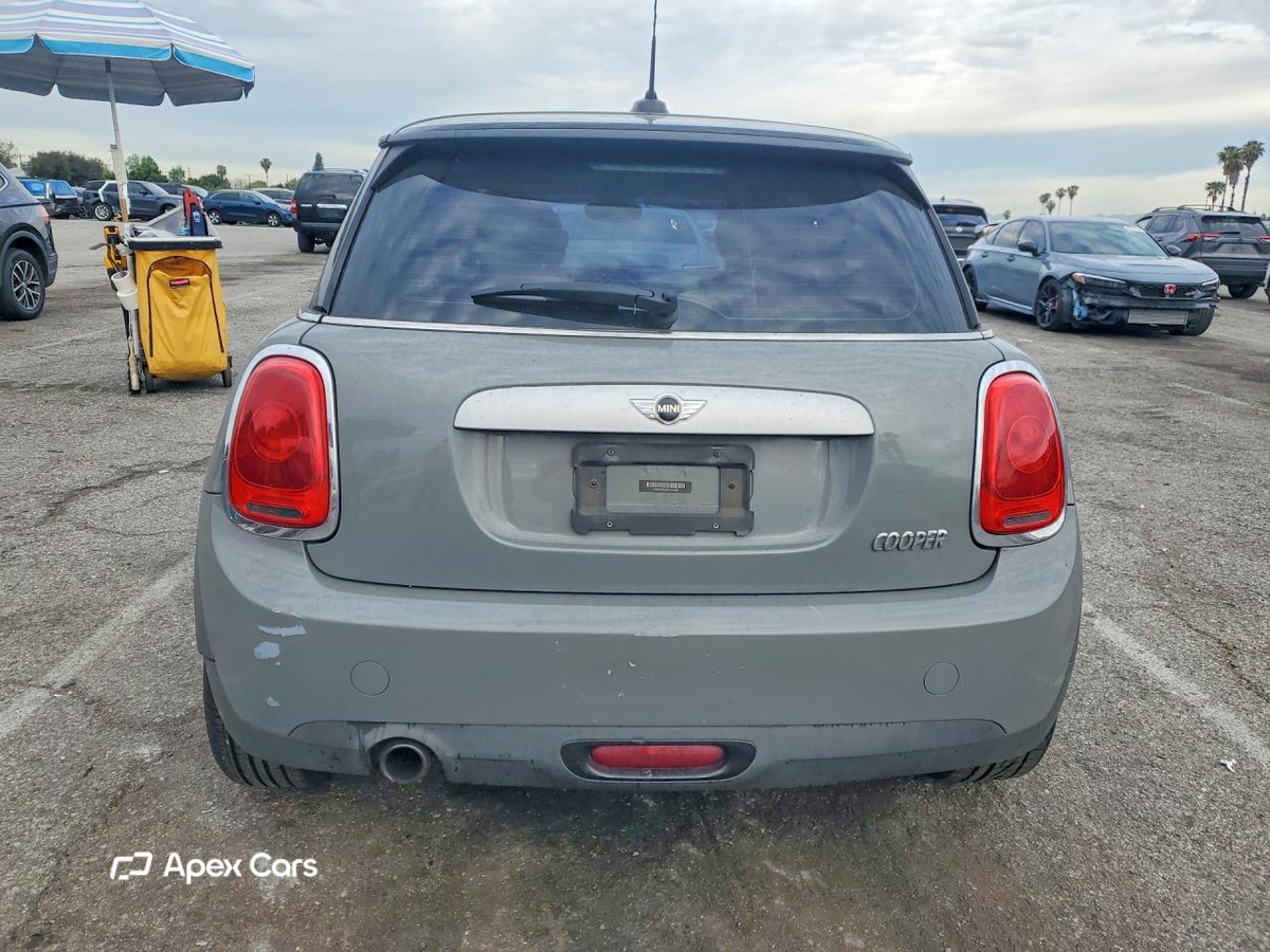 MINI Cooper 2015