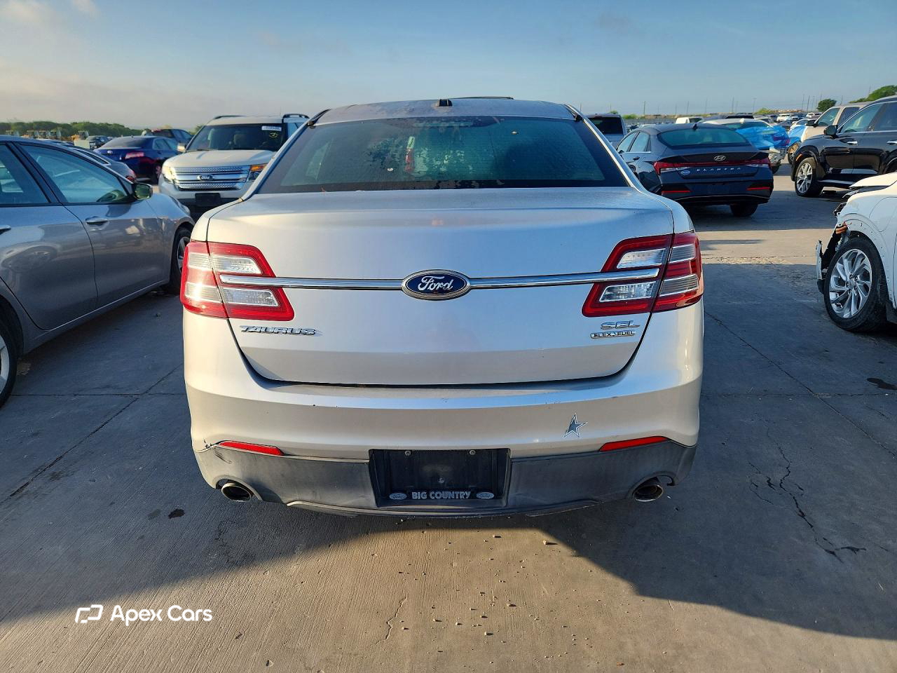 Ford Taurus 2014
