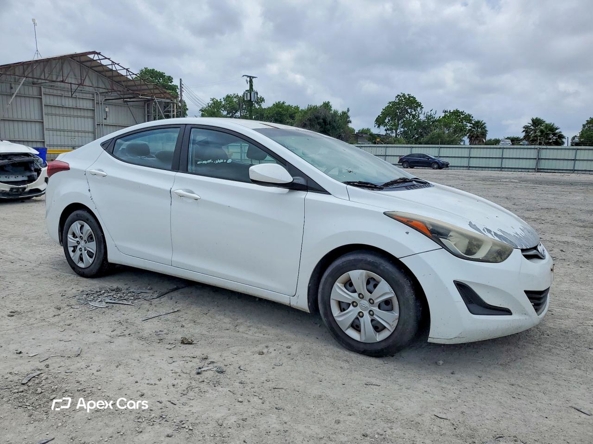 Hyundai Elantra 2016