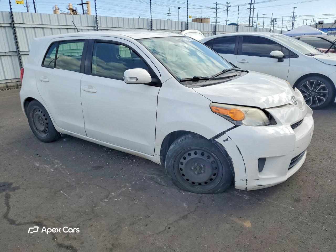 Scion xD 2013
