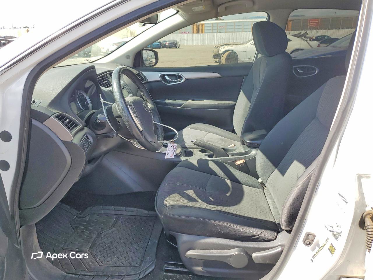 Nissan Sentra 2015