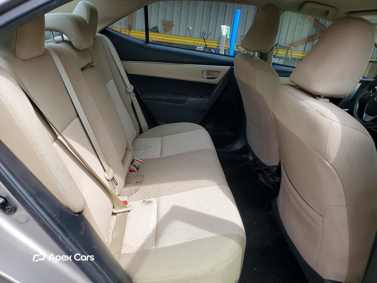 Toyota Corolla 2015