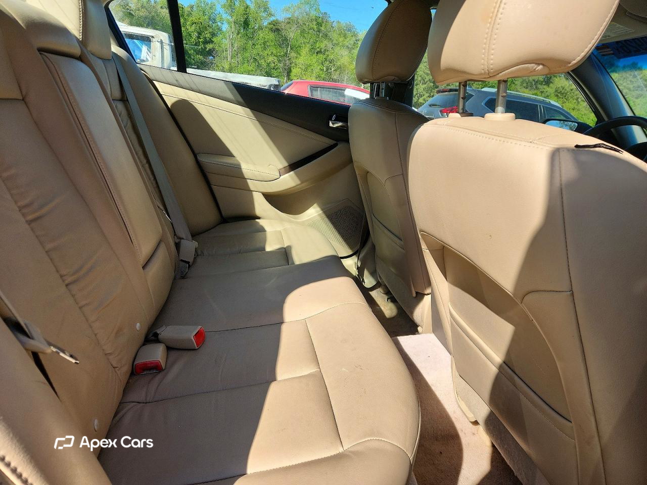 Nissan Altima 2012