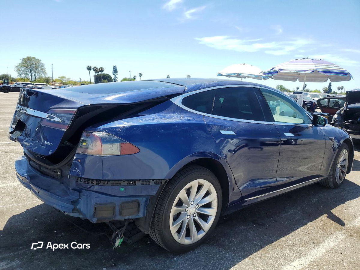 Tesla Model S 2018