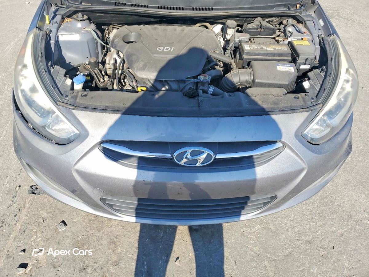Hyundai Accent 2015
