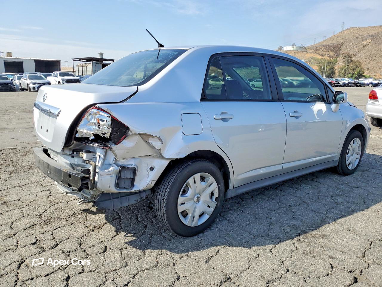 Nissan Versa 2011