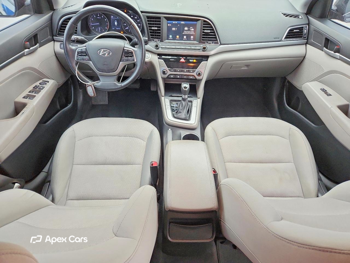 Hyundai Elantra 2017