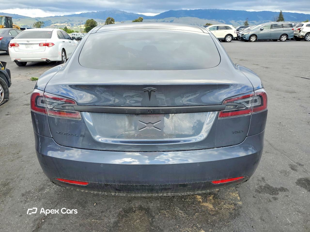 Tesla Model S 2017