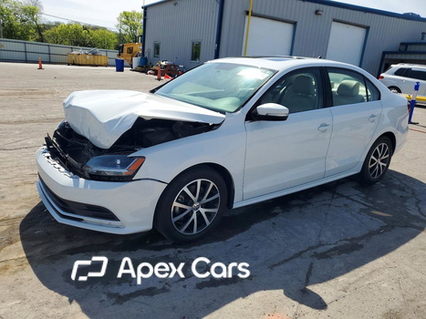 Volkswagen Jetta 2017 - Image 1 of 5
