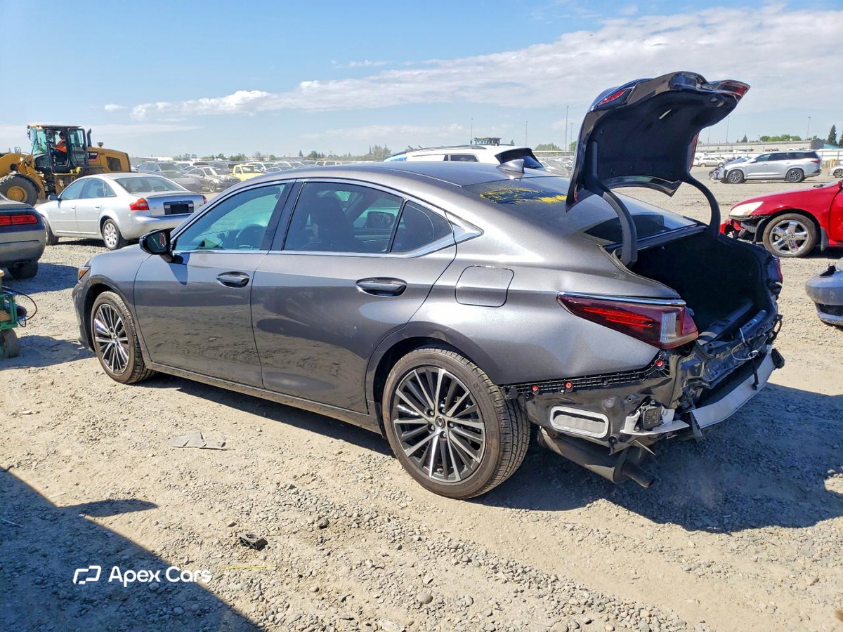 Lexus ES 2024