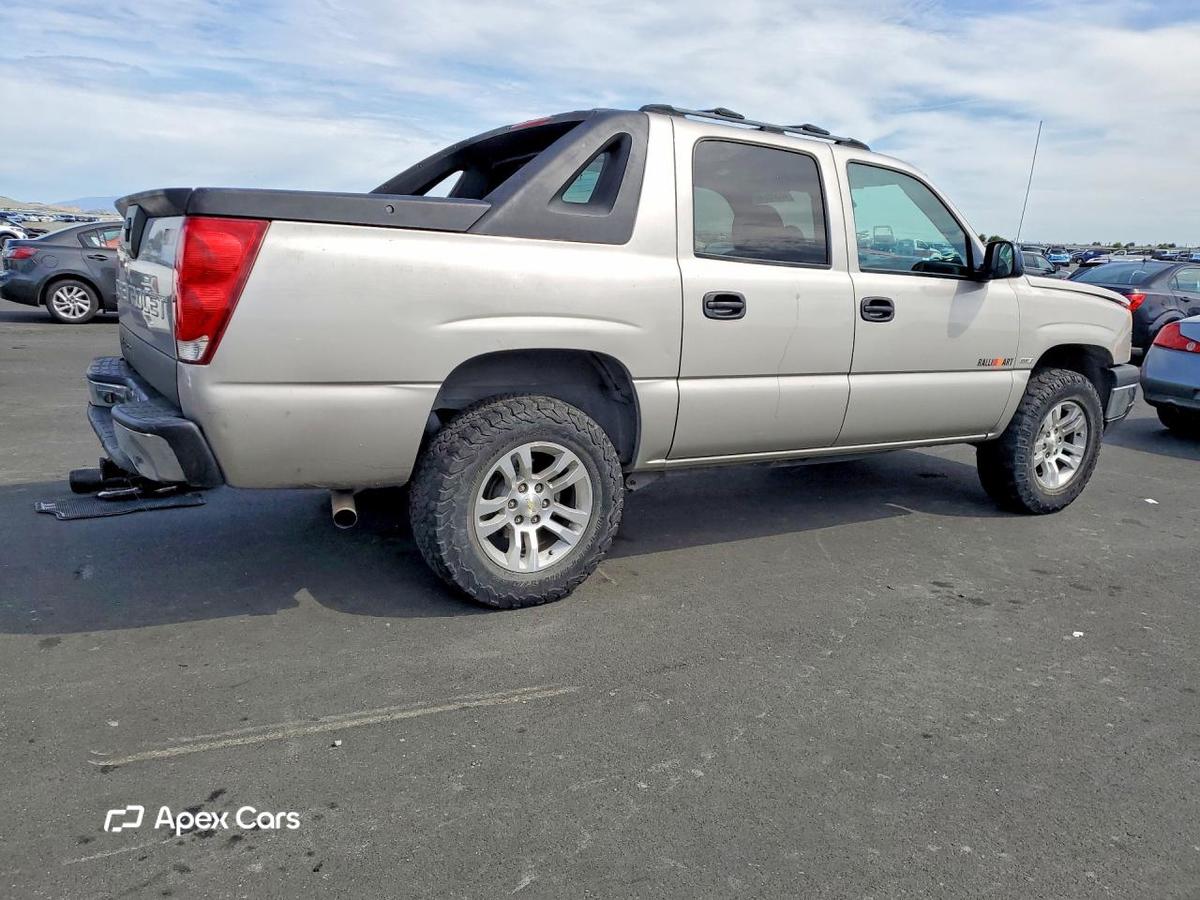 Chevrolet Avalanche 2004