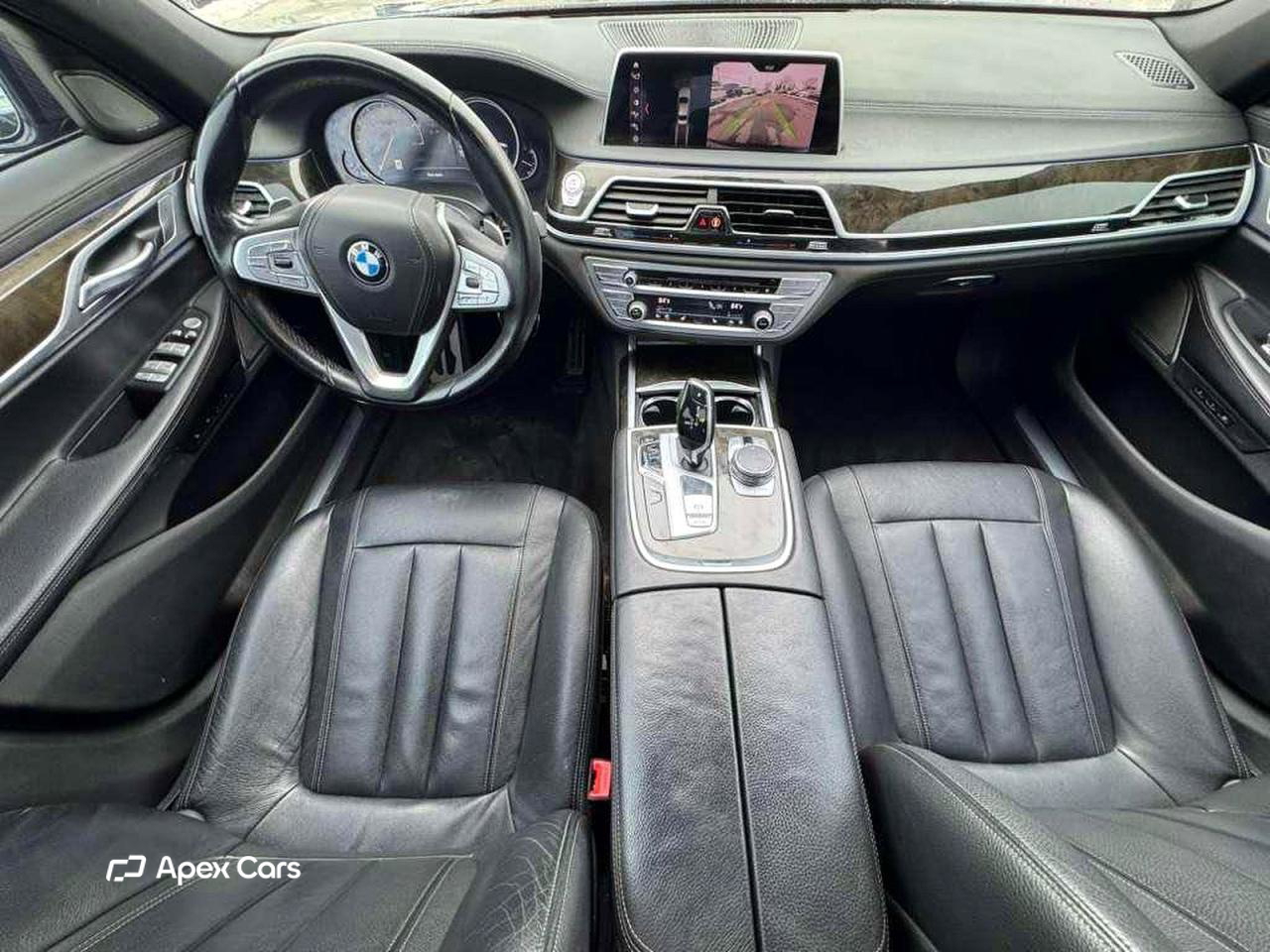 BMW Series 7 2019