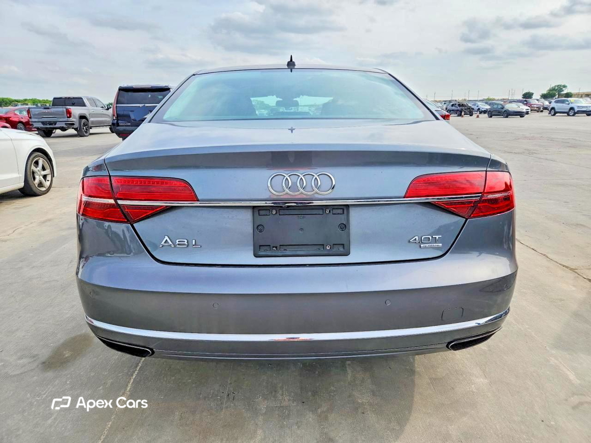 Audi A8 2015