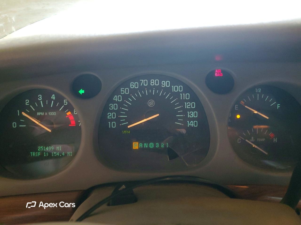Buick LeSabre 2000