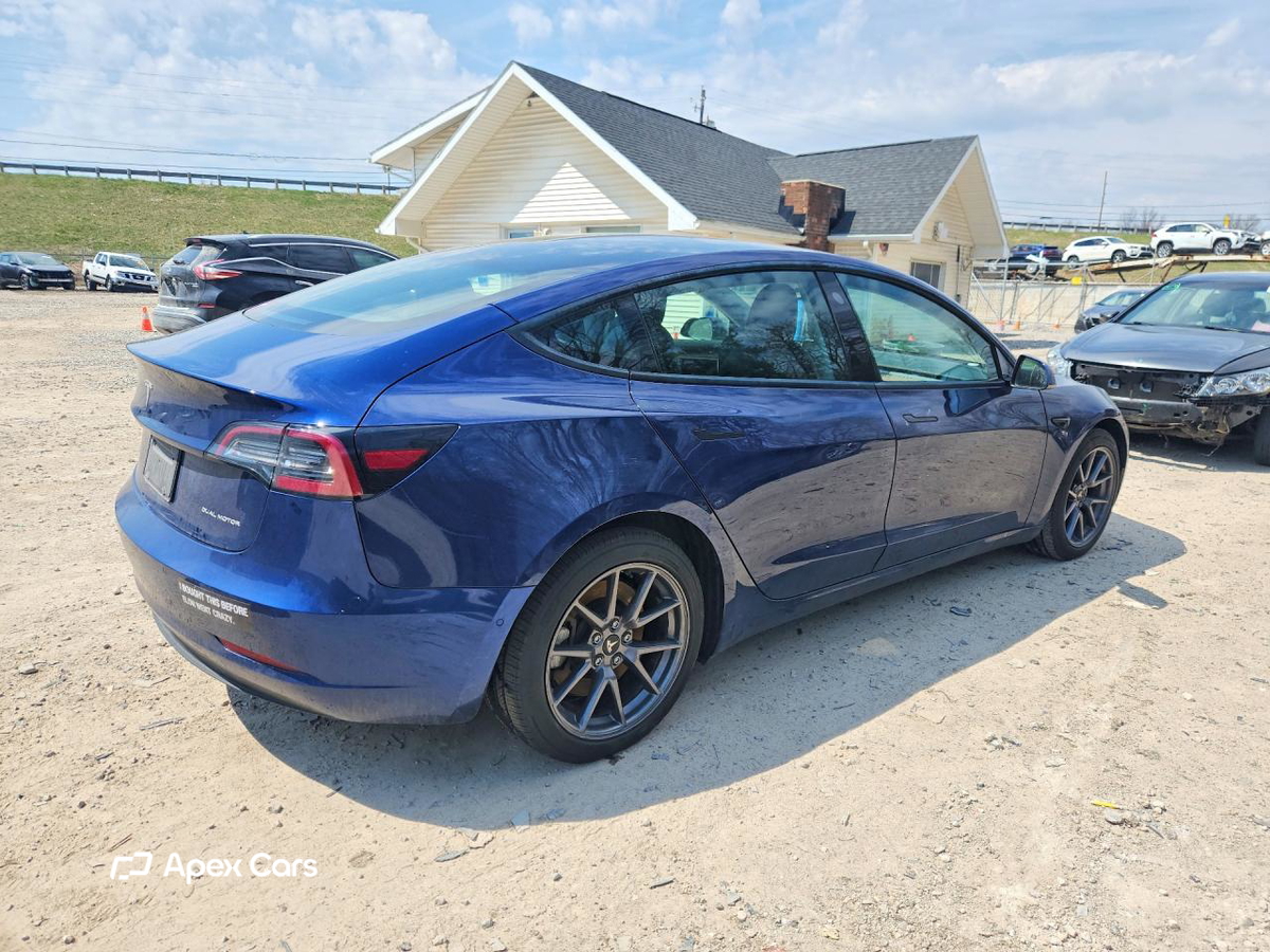 Tesla Model 3 2021