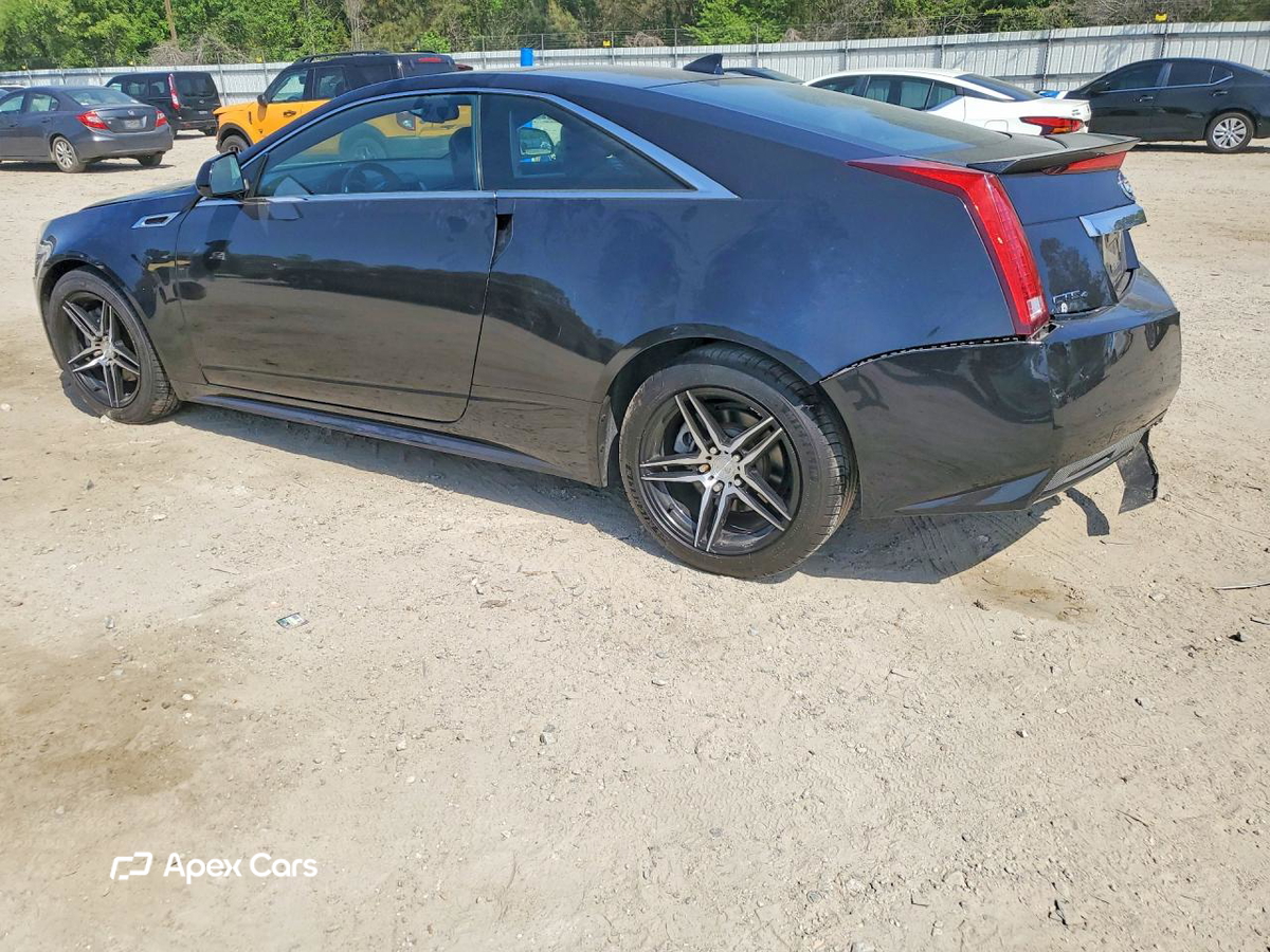 Cadillac CTS 2011