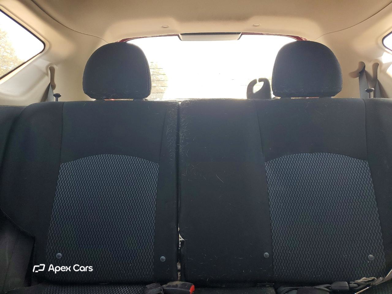 Nissan Versa 2015