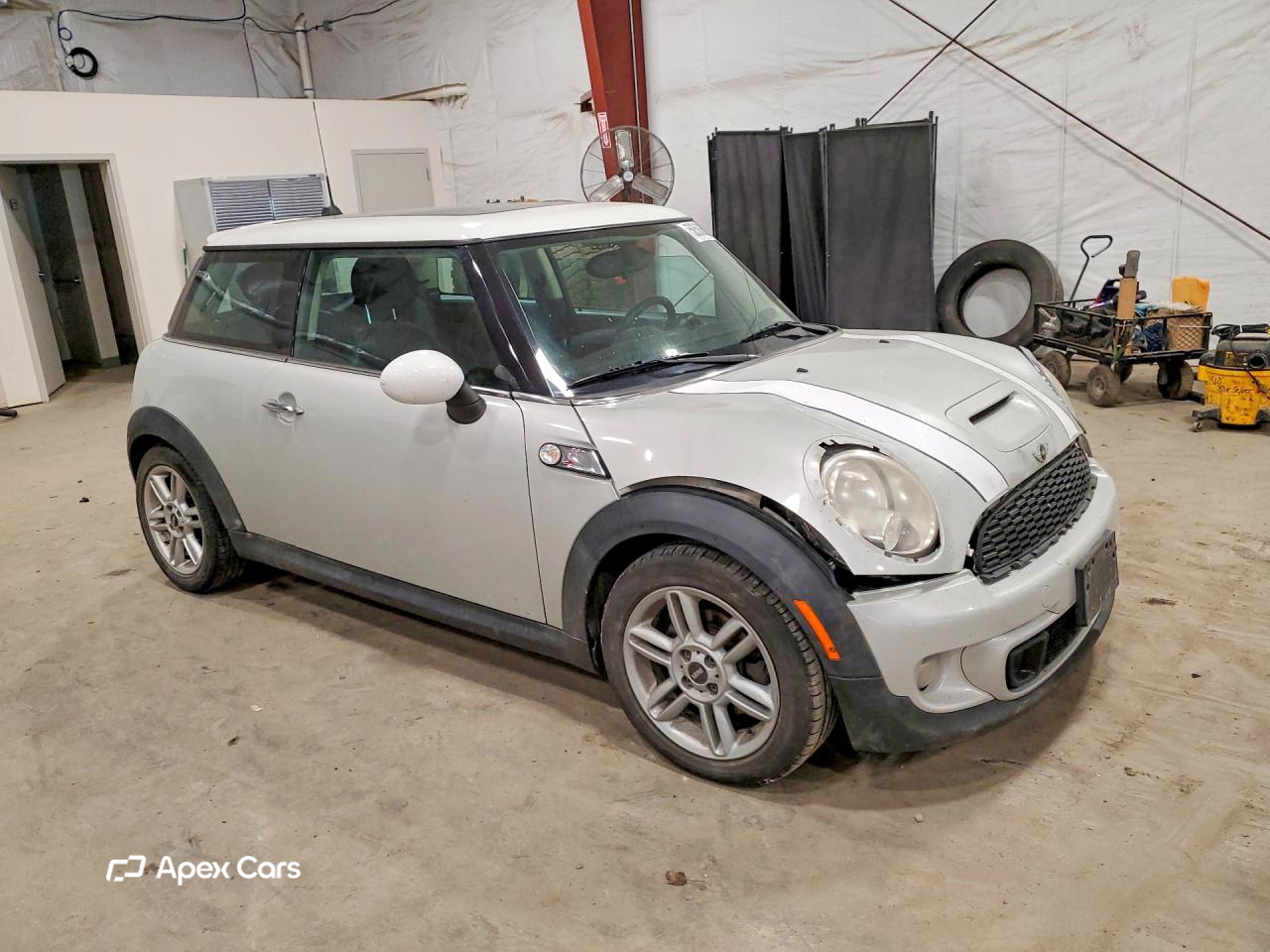 MINI Cooper 2011