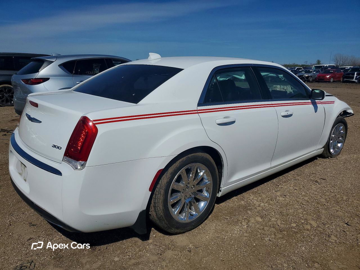 Chrysler 300 2019