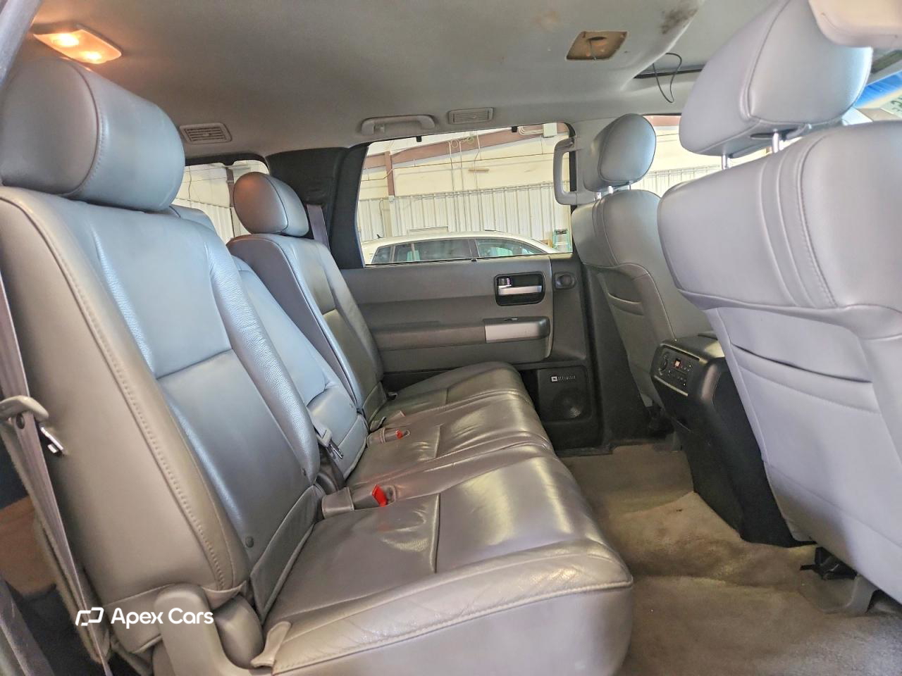 Toyota Sequoia 2008
