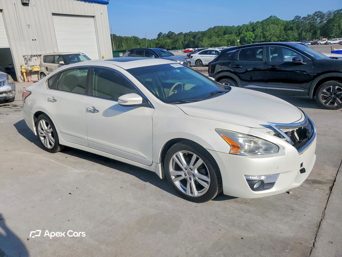 Nissan Altima 2015