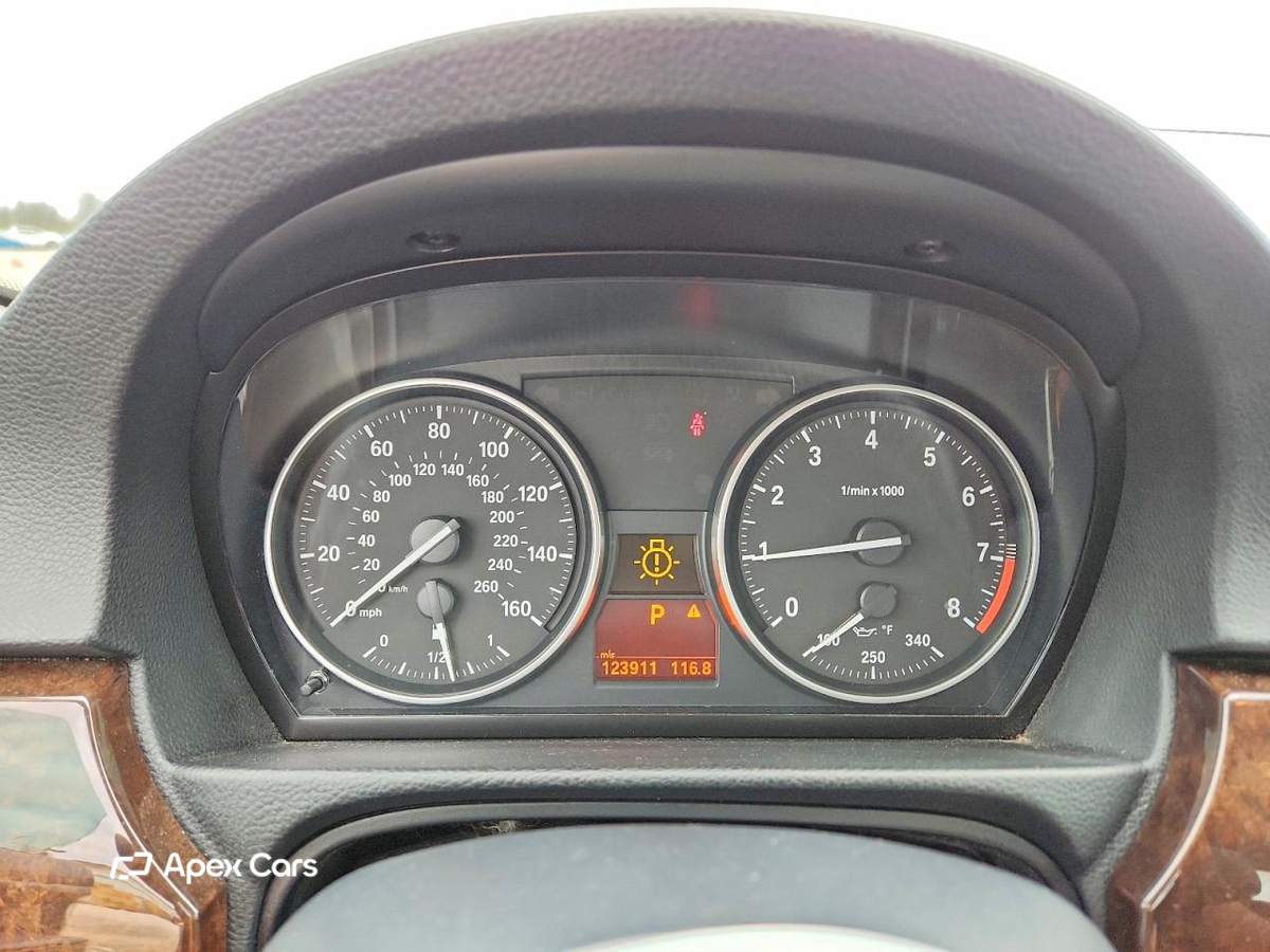 BMW Series 3 2009