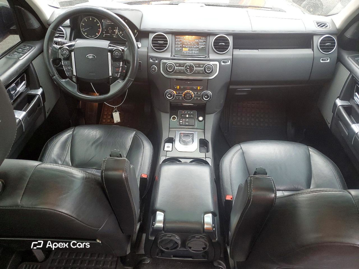 Land Rover LR4 2016
