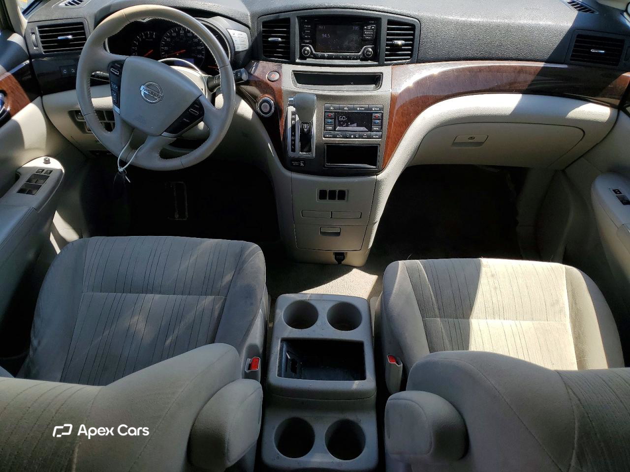Nissan Quest 2015