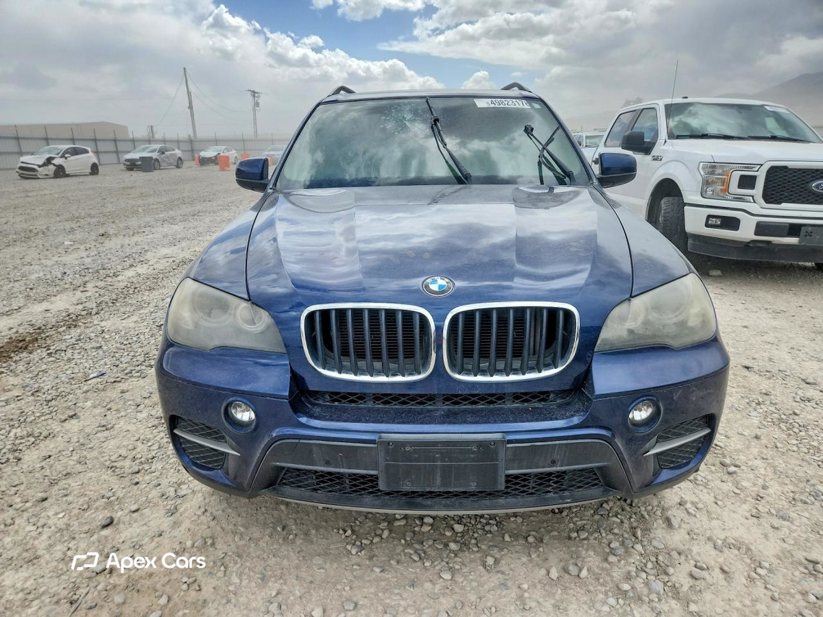 BMW X5 2011