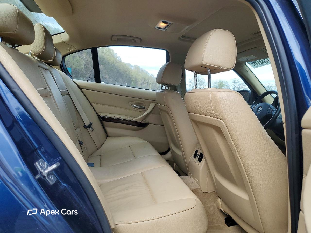 BMW Series 3 2011