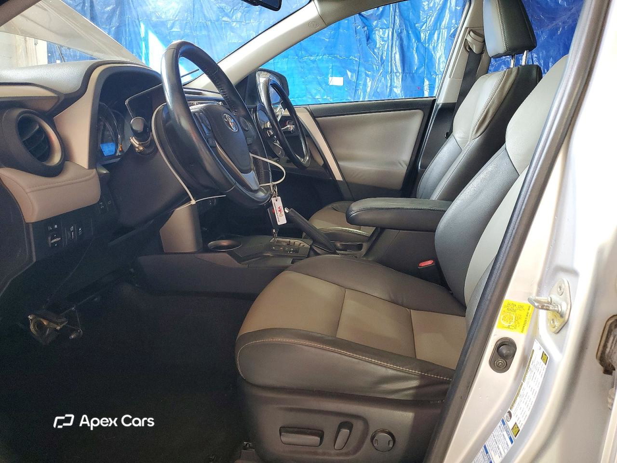 Toyota RAV 4 2015