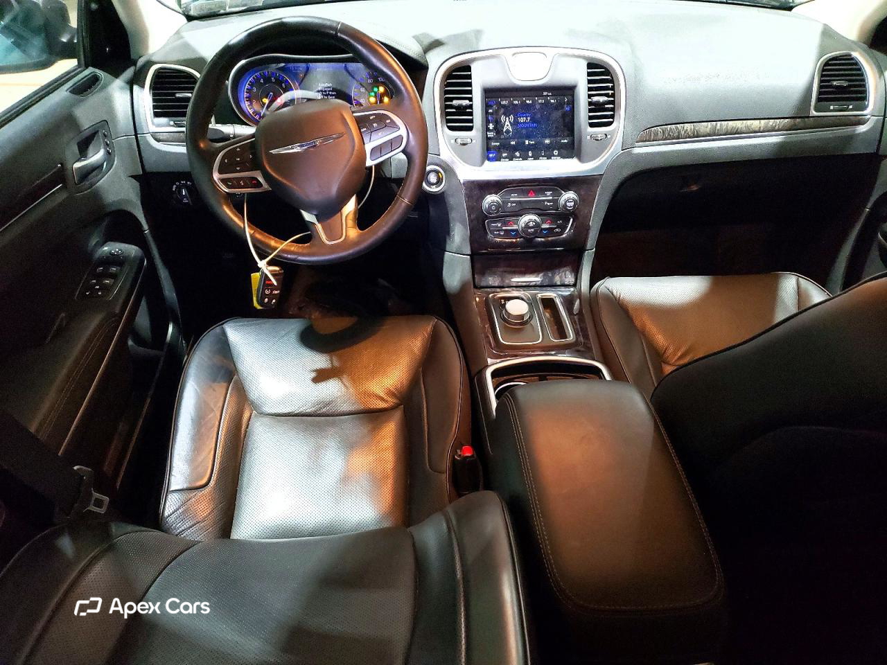 Chrysler 300 2022