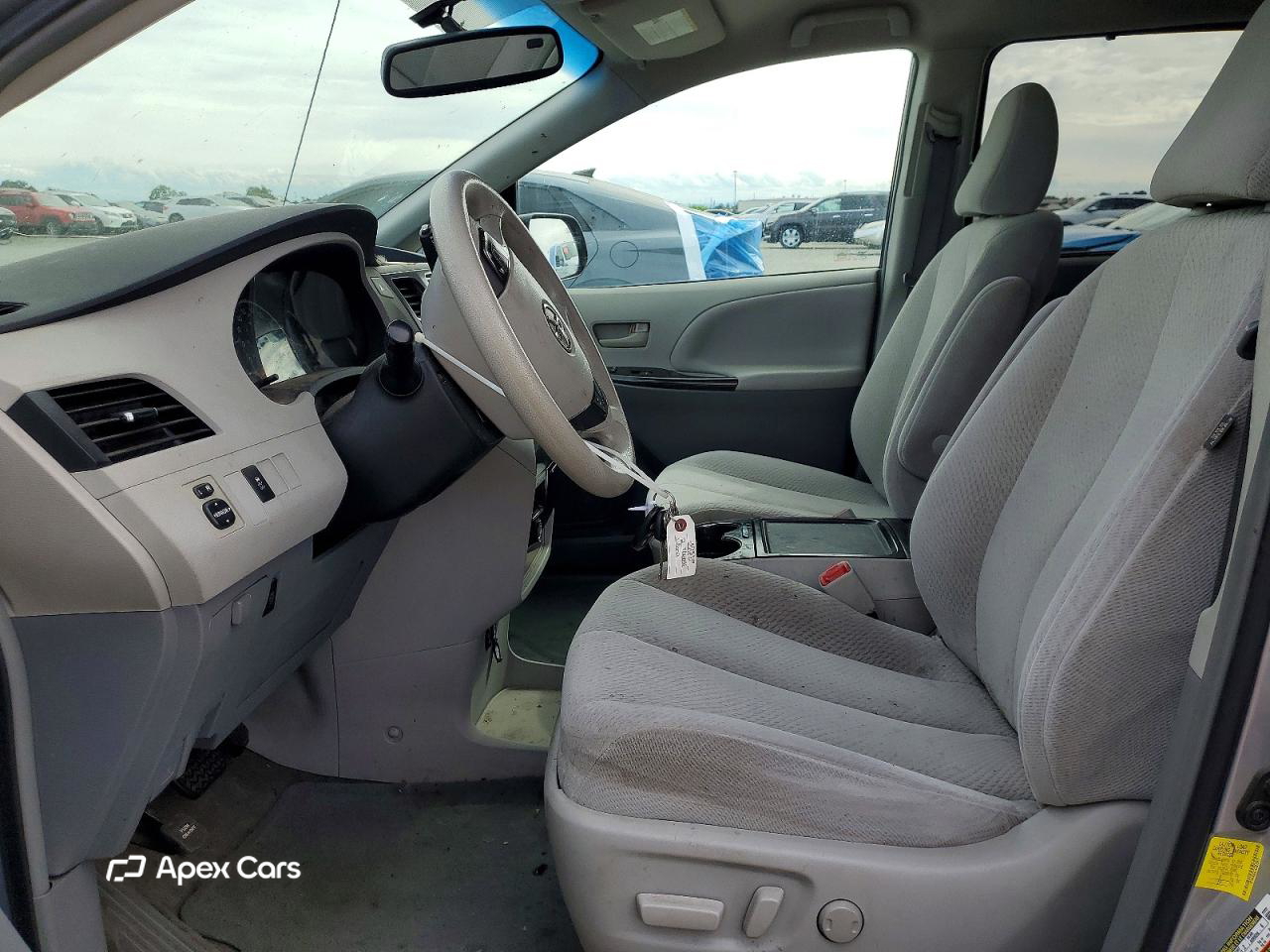 Toyota Sienna 2012