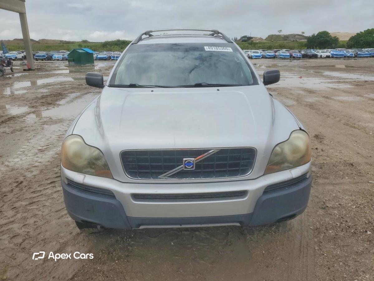 Volvo XC90 2004