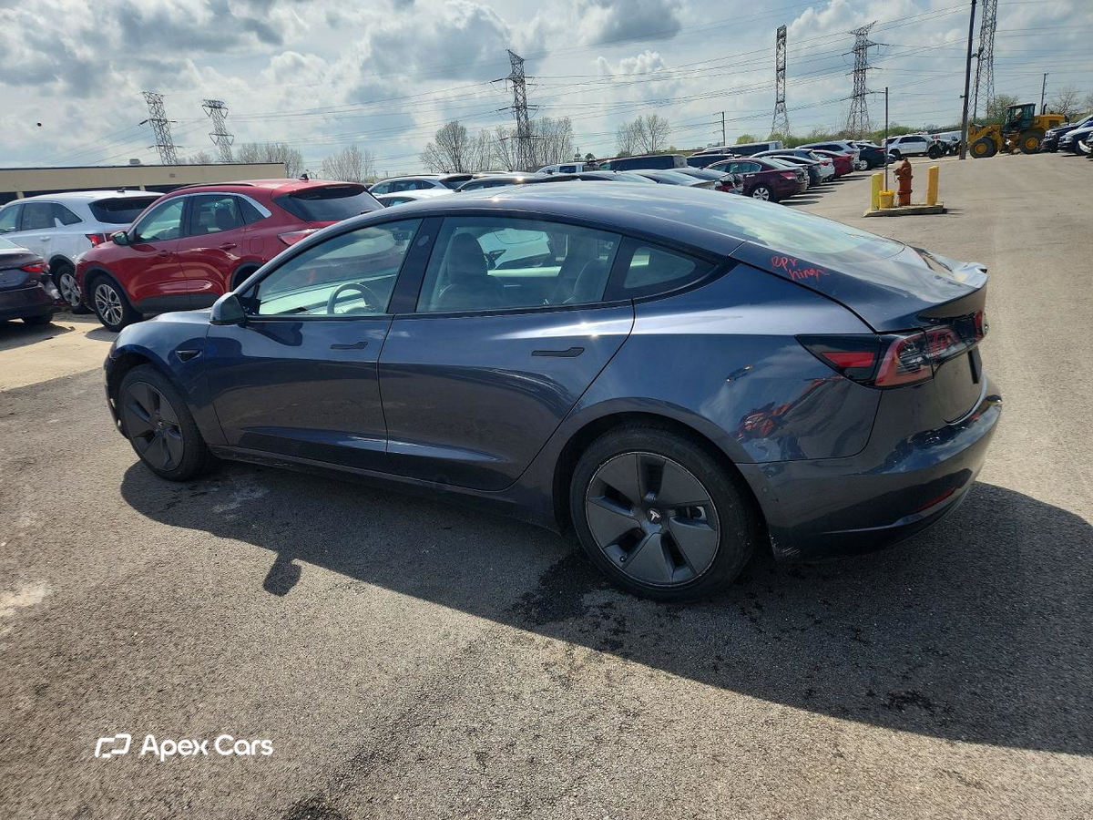 Tesla Model 3 2022
