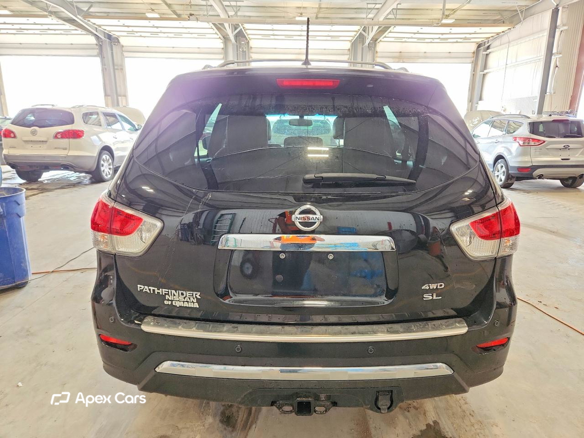 Nissan Pathfinder 2014