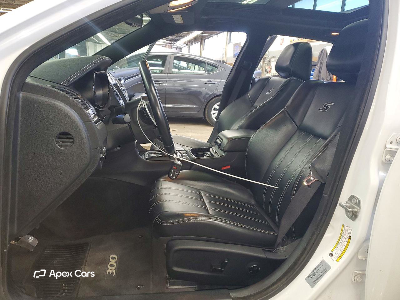 Chrysler 300 2017