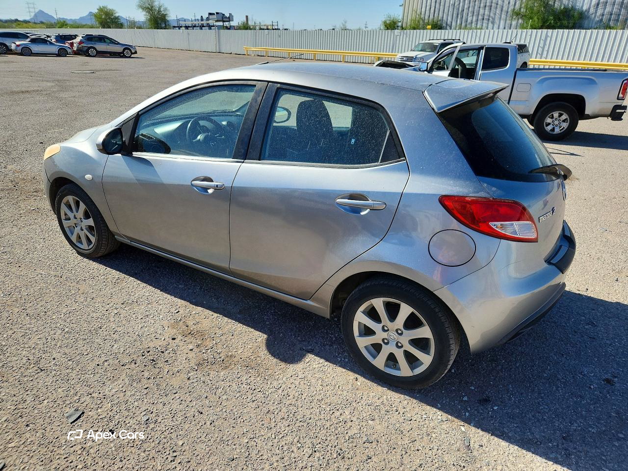 Mazda 2 2012